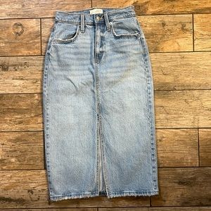 Universal Thread Jean Skirt size 00